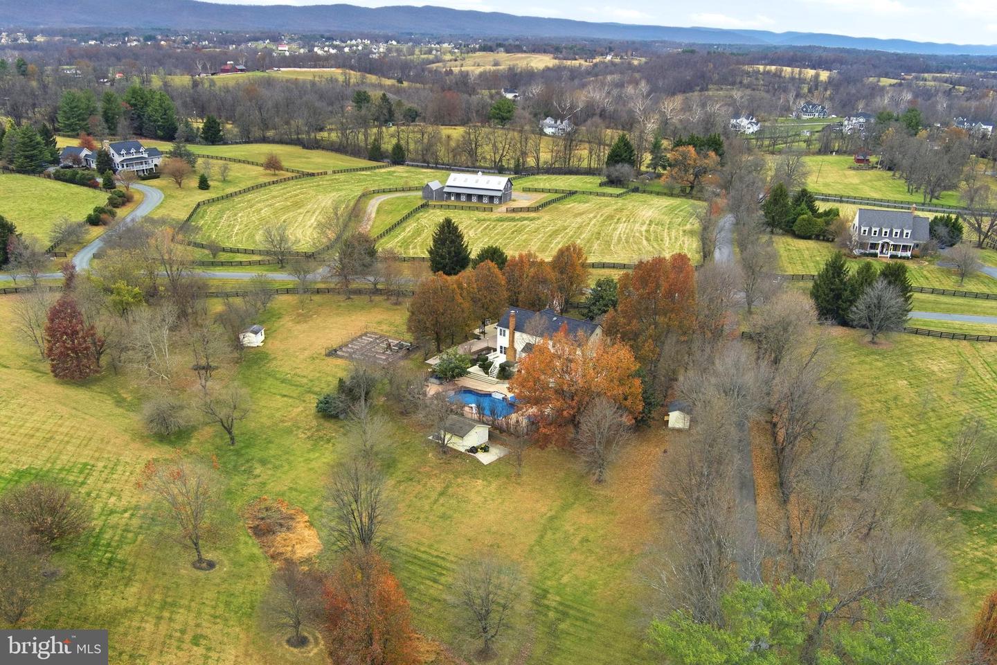 15700 TRAPSHIRE CT, WATERFORD, Virginia 20197, 5 Bedrooms Bedrooms, ,3 BathroomsBathrooms,Residential,For sale,15700 TRAPSHIRE CT,VALO2111108 MLS # VALO2111108 15700 TRAPSHIRE CT, WATERFORD, Virginia 20197, 5 Bedrooms Bedrooms, ,3 BathroomsBathrooms,Residential,For sale,15700 TRAPSHIRE CT,VALO2111108 MLS # VALO2111108