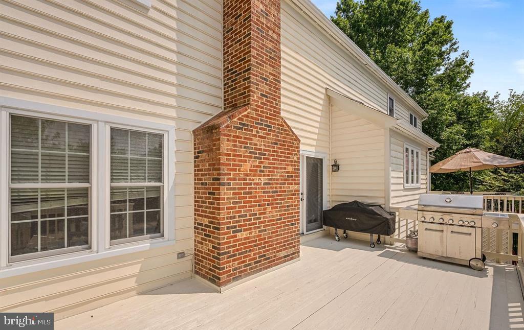 15700 TRAPSHIRE CT, WATERFORD, Virginia 20197, 5 Bedrooms Bedrooms, ,3 BathroomsBathrooms,Residential,For sale,15700 TRAPSHIRE CT,VALO2111108 MLS # VALO2111108