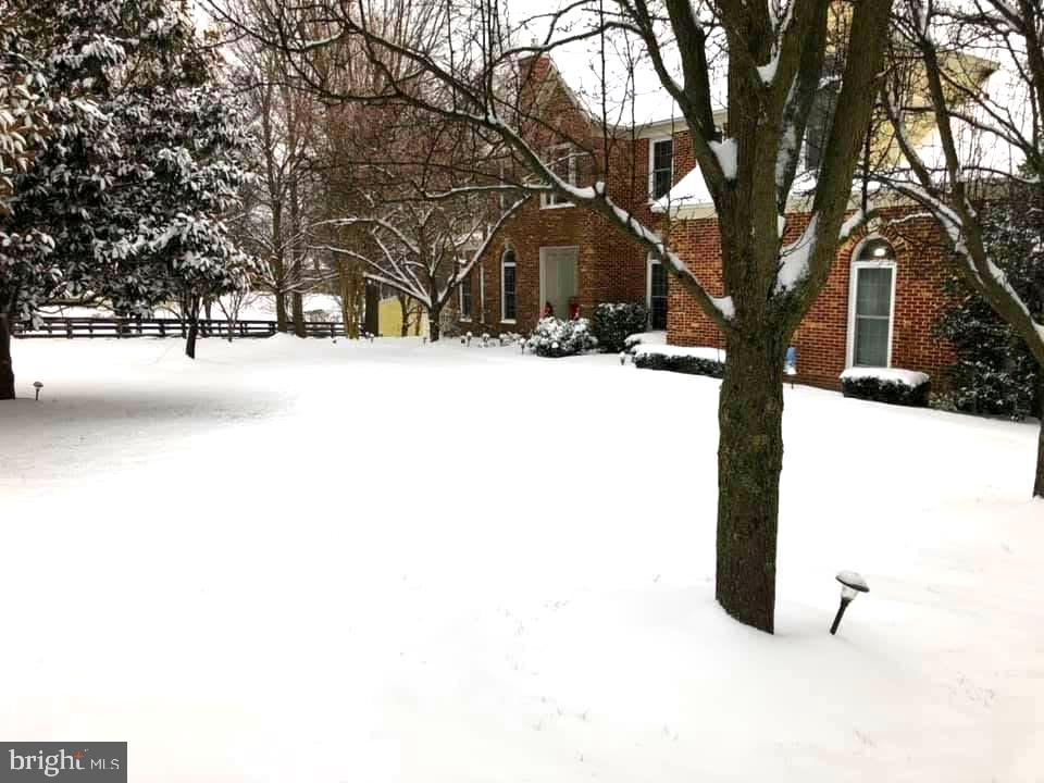 15700 TRAPSHIRE CT, WATERFORD, Virginia 20197, 5 Bedrooms Bedrooms, ,3 BathroomsBathrooms,Residential,For sale,15700 TRAPSHIRE CT,VALO2111108 MLS # VALO2111108