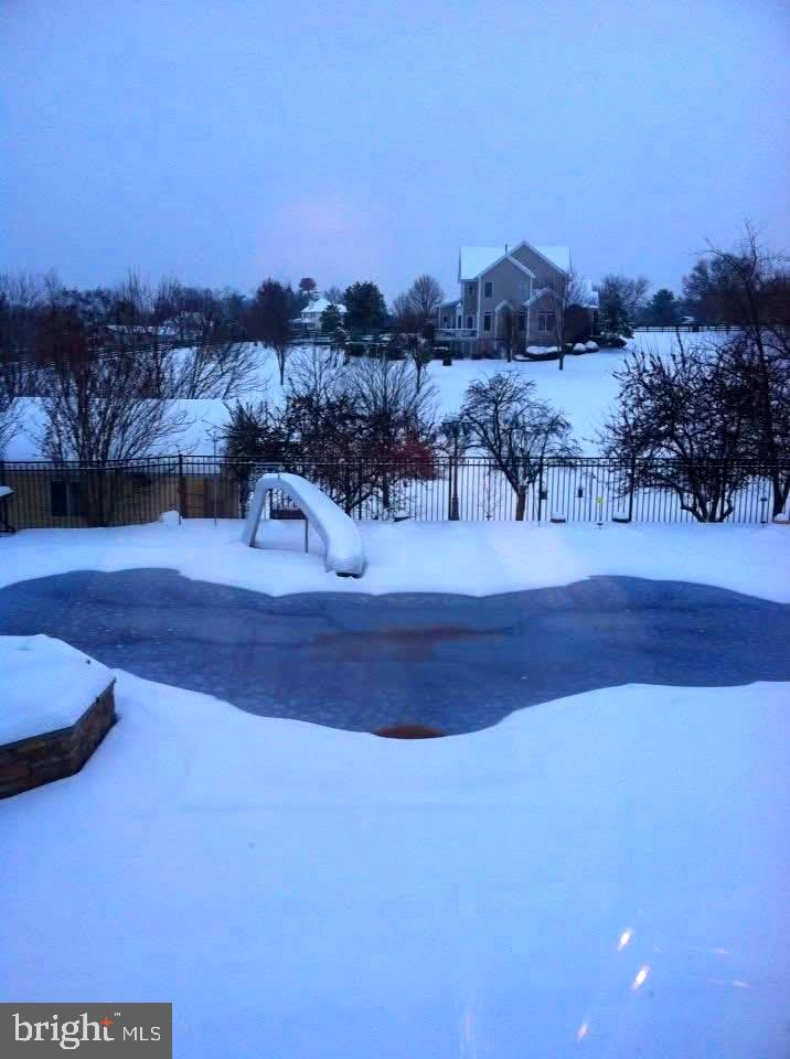 15700 TRAPSHIRE CT, WATERFORD, Virginia 20197, 5 Bedrooms Bedrooms, ,3 BathroomsBathrooms,Residential,For sale,15700 TRAPSHIRE CT,VALO2111108 MLS # VALO2111108