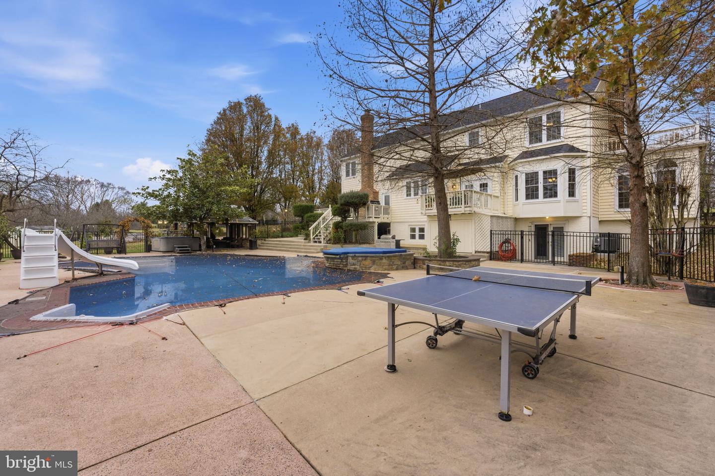 15700 TRAPSHIRE CT, WATERFORD, Virginia 20197, 5 Bedrooms Bedrooms, ,3 BathroomsBathrooms,Residential,For sale,15700 TRAPSHIRE CT,VALO2111108 MLS # VALO2111108 15700 TRAPSHIRE CT, WATERFORD, Virginia 20197, 5 Bedrooms Bedrooms, ,3 BathroomsBathrooms,Residential,For sale,15700 TRAPSHIRE CT,VALO2111108 MLS # VALO2111108