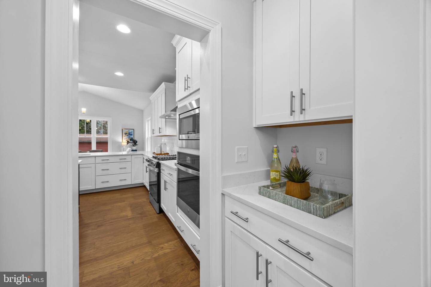 2728 BOSWELL AVE, ALEXANDRIA, Virginia 22306, 5 Bedrooms Bedrooms, ,4 BathroomsBathrooms,Residential,For sale,2728 BOSWELL AVE,VAFX2279008 MLS # VAFX2279008