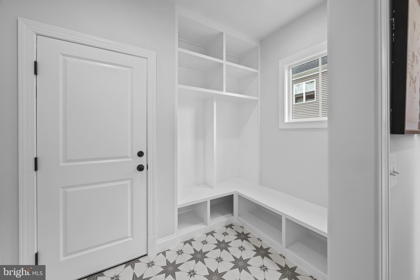 2728 BOSWELL AVE, ALEXANDRIA, Virginia 22306, 5 Bedrooms Bedrooms, ,4 BathroomsBathrooms,Residential,For sale,2728 BOSWELL AVE,VAFX2279008 MLS # VAFX2279008