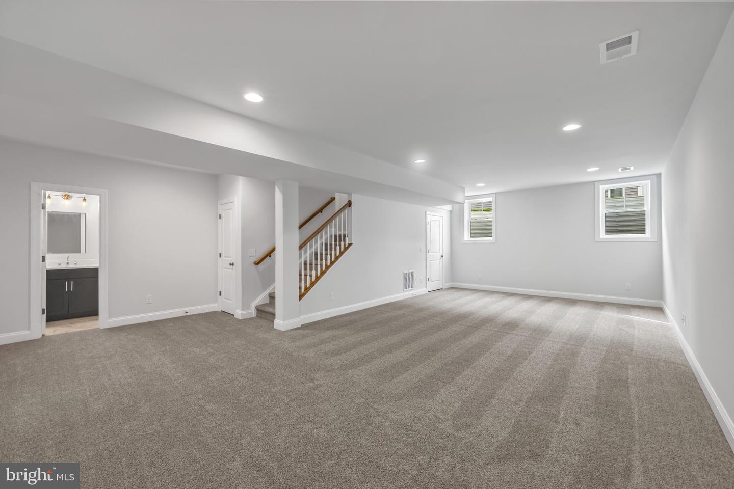 2728 BOSWELL AVE, ALEXANDRIA, Virginia 22306, 5 Bedrooms Bedrooms, ,4 BathroomsBathrooms,Residential,For sale,2728 BOSWELL AVE,VAFX2279008 MLS # VAFX2279008