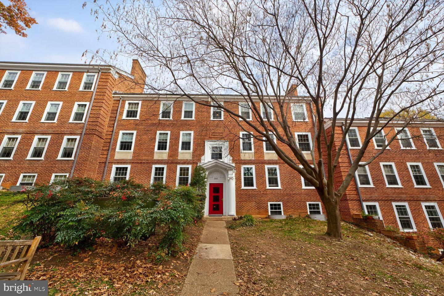 3811 39TH ST NW #D88, WASHINGTON, District Of Columbia 20016, 1 Bedroom Bedrooms, 2 Rooms Rooms,1 BathroomBathrooms,Residential,For sale,3811 39TH ST NW #D88,DCDC2231816 MLS # DCDC2231816