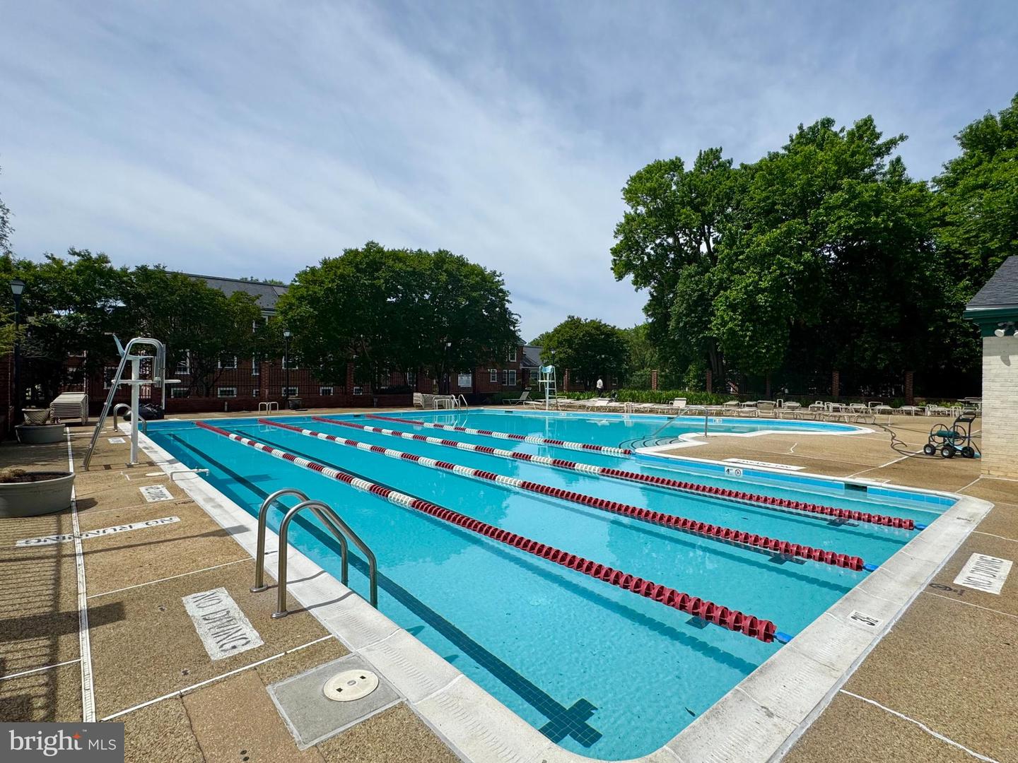 3811 39TH ST NW #D88, WASHINGTON, District Of Columbia 20016, 1 Bedroom Bedrooms, 2 Rooms Rooms,1 BathroomBathrooms,Residential,For sale,3811 39TH ST NW #D88,DCDC2231816 MLS # DCDC2231816