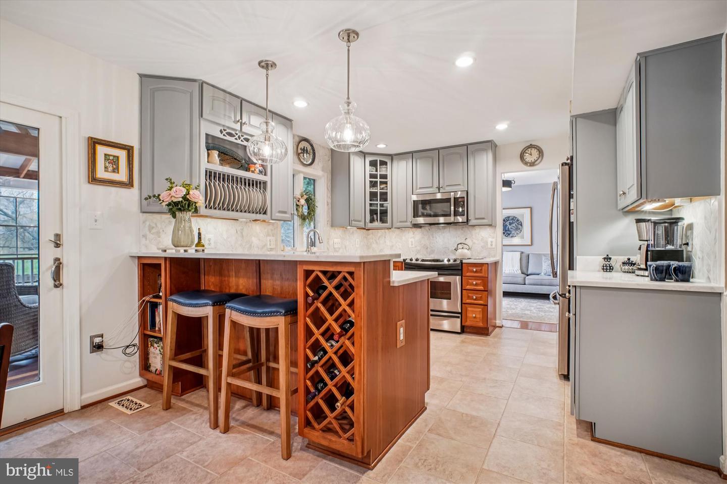 12406 SHALLOW FORD CT, HERNDON, Virginia 20170, 4 Bedrooms Bedrooms, ,2 BathroomsBathrooms,Residential,For sale,12406 SHALLOW FORD CT,VAFX2279254 MLS # VAFX2279254