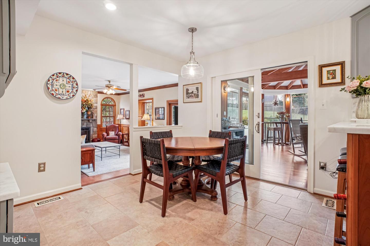 12406 SHALLOW FORD CT, HERNDON, Virginia 20170, 4 Bedrooms Bedrooms, ,2 BathroomsBathrooms,Residential,For sale,12406 SHALLOW FORD CT,VAFX2279254 MLS # VAFX2279254