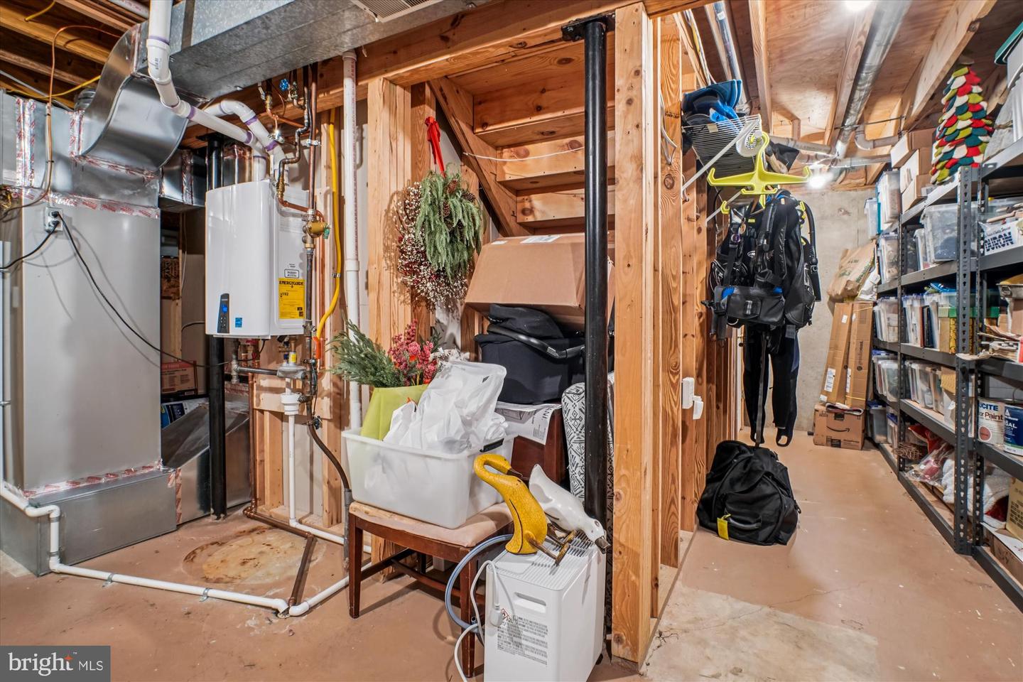 12406 SHALLOW FORD CT, HERNDON, Virginia 20170, 4 Bedrooms Bedrooms, ,2 BathroomsBathrooms,Residential,For sale,12406 SHALLOW FORD CT,VAFX2279254 MLS # VAFX2279254