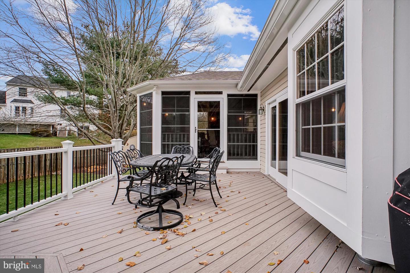 12406 SHALLOW FORD CT, HERNDON, Virginia 20170, 4 Bedrooms Bedrooms, ,2 BathroomsBathrooms,Residential,For sale,12406 SHALLOW FORD CT,VAFX2279254 MLS # VAFX2279254