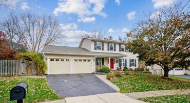 12406 SHALLOW FORD CT, HERNDON, Virginia 20170, 4 Bedrooms Bedrooms, ,2 BathroomsBathrooms,Residential,For sale,12406 SHALLOW FORD CT,VAFX2279254 MLS # VAFX2279254