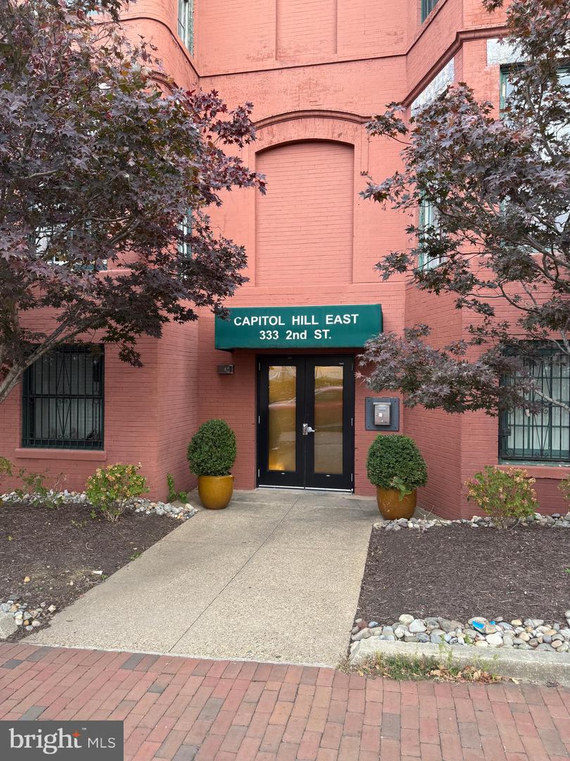 333 2ND ST NE #305, WASHINGTON, District Of Columbia 20002, ,1 BathroomBathrooms,Residential,For sale,333 2ND ST NE #305,DCDC2231944 MLS # DCDC2231944