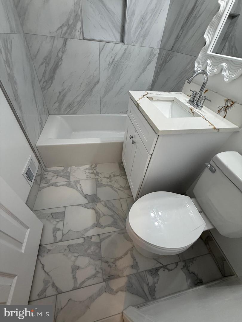 4721 SPRINGBROOK DR, ANNANDALE, Virginia 22003, 4 Bedrooms Bedrooms, ,3 BathroomsBathrooms,Residential,For sale,4721 SPRINGBROOK DR,VAFX2279264 MLS # VAFX2279264