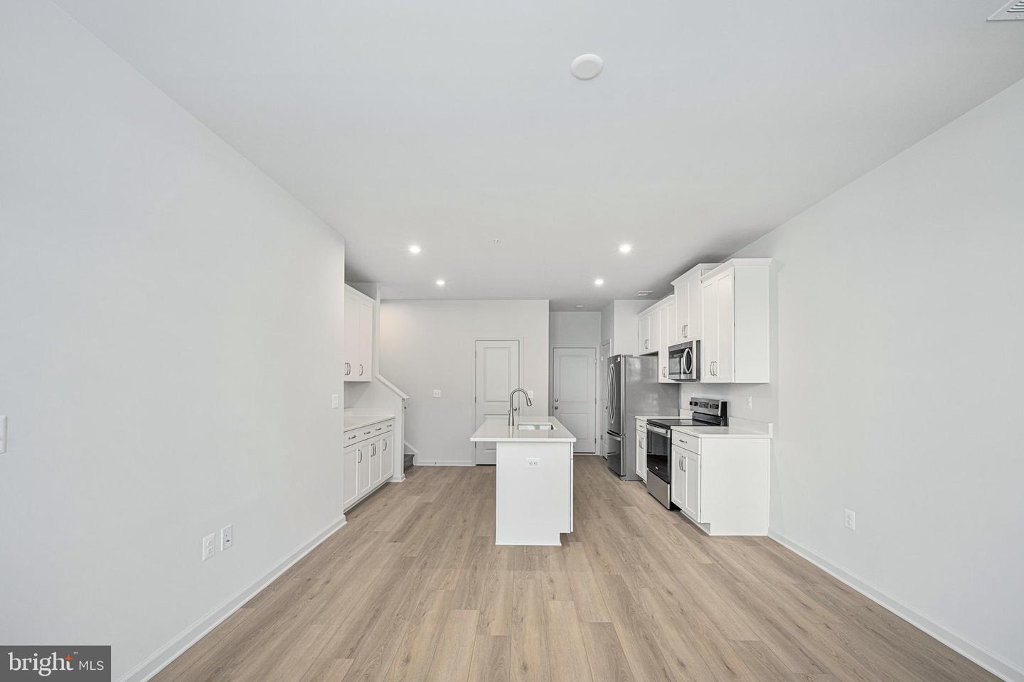 2540 NEABSCO COMMON PL, WOODBRIDGE, Virginia 22191, 2 Bedrooms Bedrooms, ,2 BathroomsBathrooms,Residential,For sale,2540 NEABSCO COMMON PL,VAPW2107850 MLS # VAPW2107850