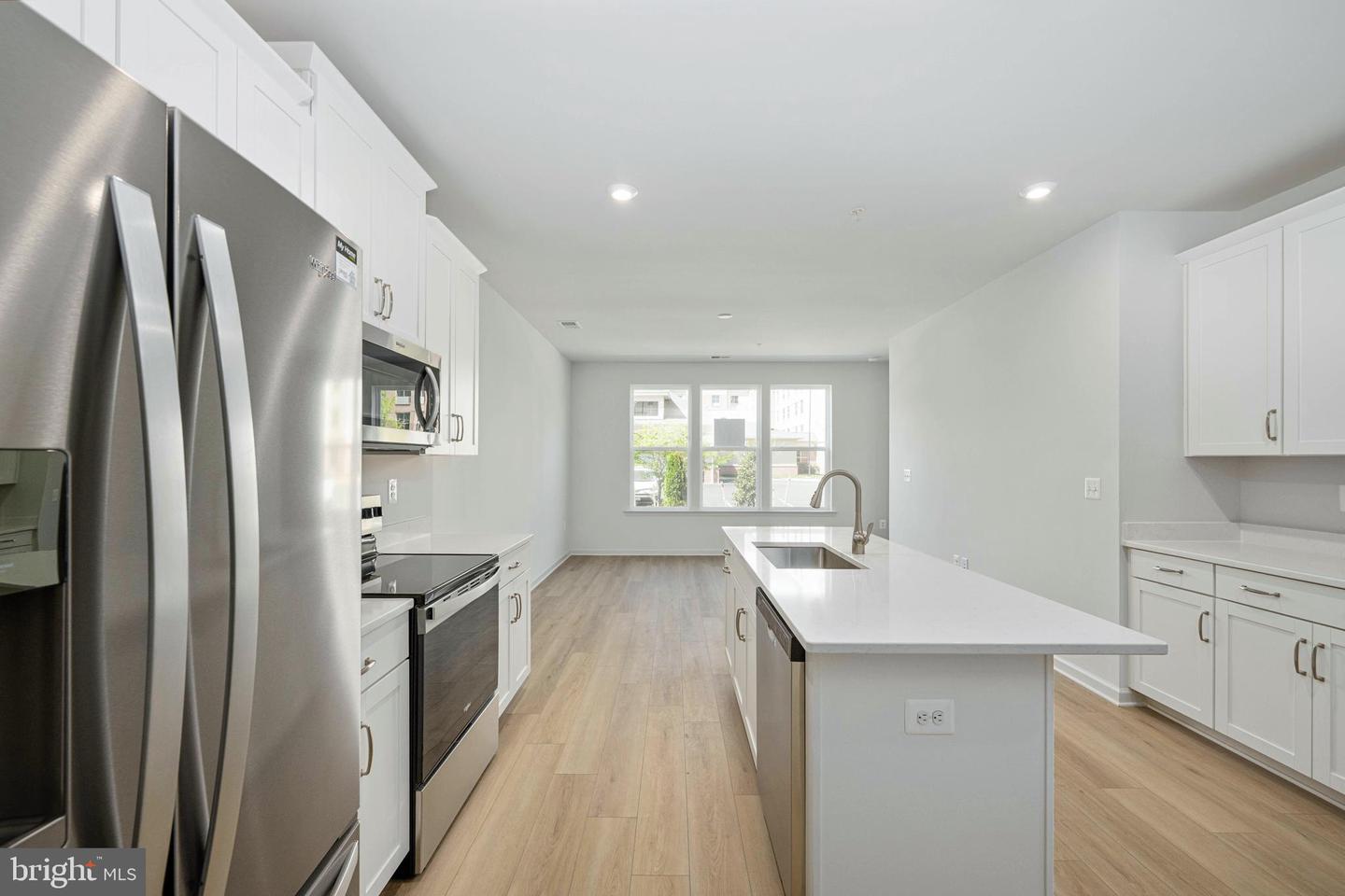 2540 NEABSCO COMMON PL, WOODBRIDGE, Virginia 22191, 2 Bedrooms Bedrooms, ,2 BathroomsBathrooms,Residential,For sale,2540 NEABSCO COMMON PL,VAPW2107850 MLS # VAPW2107850