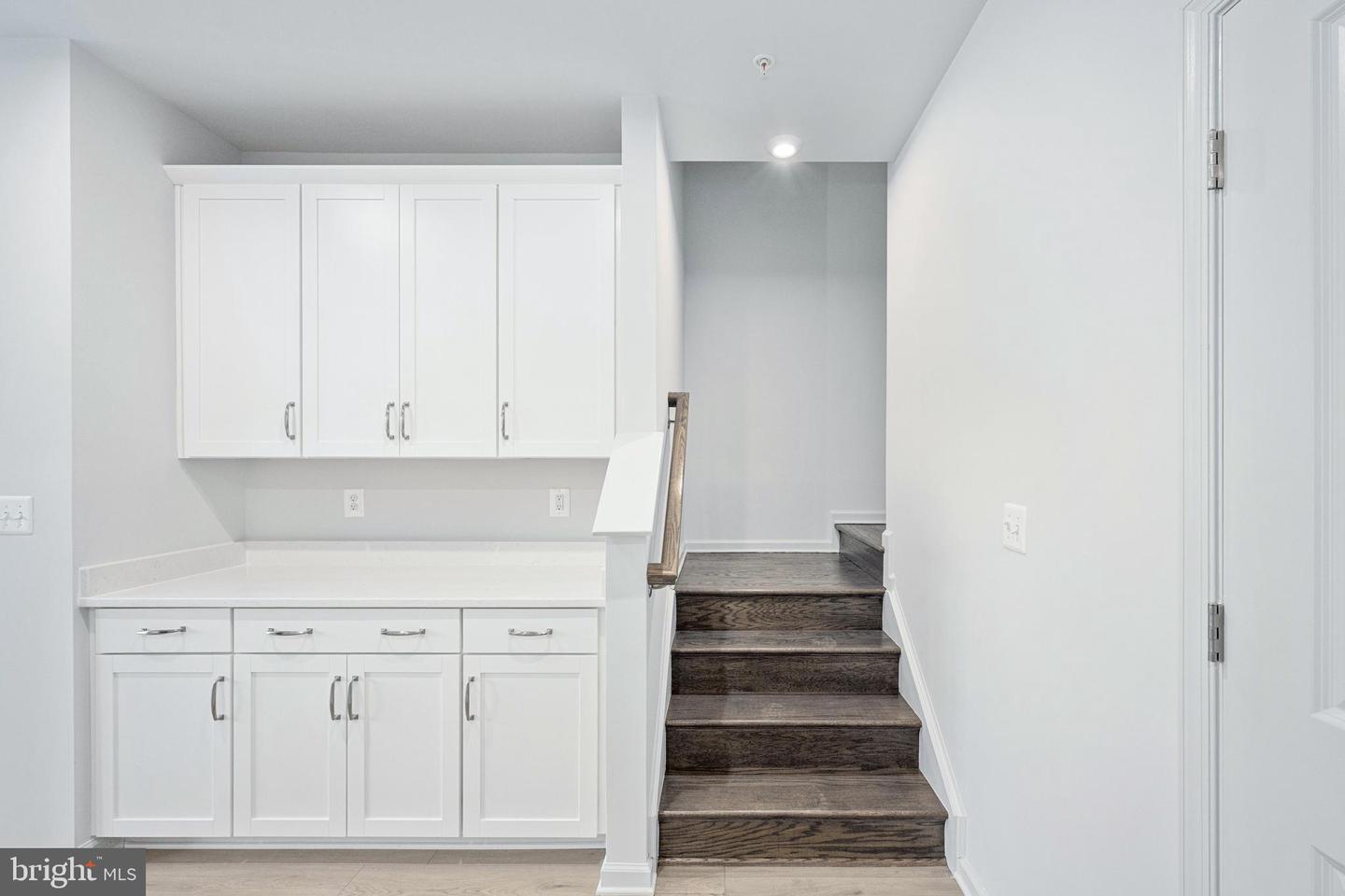 2540 NEABSCO COMMON PL, WOODBRIDGE, Virginia 22191, 2 Bedrooms Bedrooms, ,2 BathroomsBathrooms,Residential,For sale,2540 NEABSCO COMMON PL,VAPW2107850 MLS # VAPW2107850