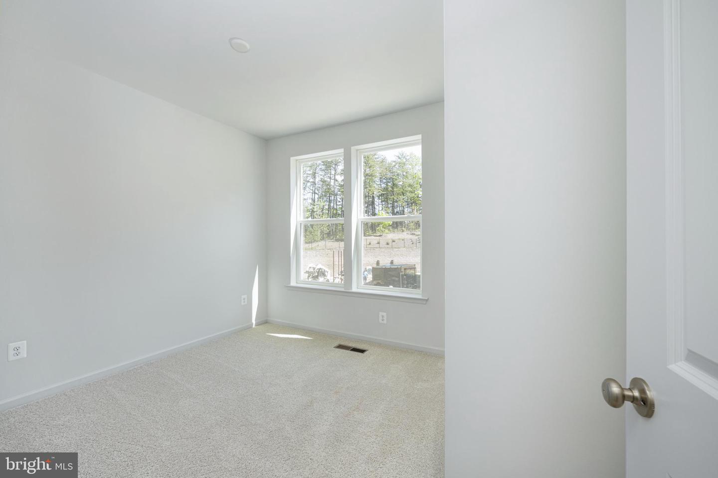 2540 NEABSCO COMMON PL, WOODBRIDGE, Virginia 22191, 2 Bedrooms Bedrooms, ,2 BathroomsBathrooms,Residential,For sale,2540 NEABSCO COMMON PL,VAPW2107850 MLS # VAPW2107850