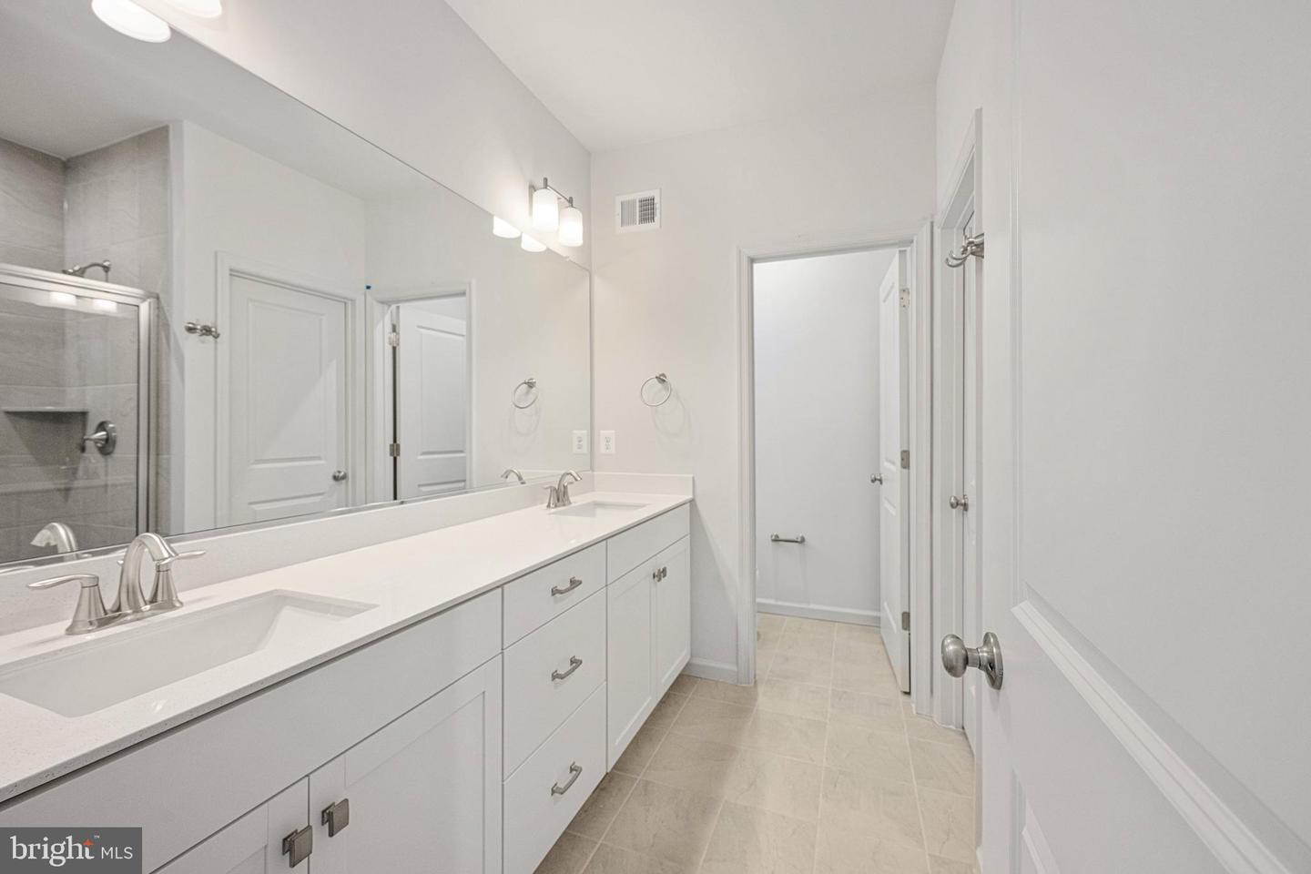 2540 NEABSCO COMMON PL, WOODBRIDGE, Virginia 22191, 2 Bedrooms Bedrooms, ,2 BathroomsBathrooms,Residential,For sale,2540 NEABSCO COMMON PL,VAPW2107850 MLS # VAPW2107850