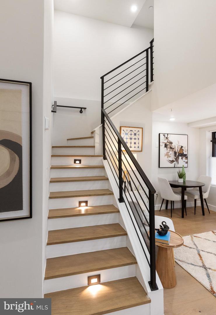 1208 M ST NW #12, WASHINGTON, District Of Columbia 20005, 2 Bedrooms Bedrooms, ,2 BathroomsBathrooms,Residential,For sale,1208 M ST NW #12,DCDC2232064 MLS # DCDC2232064