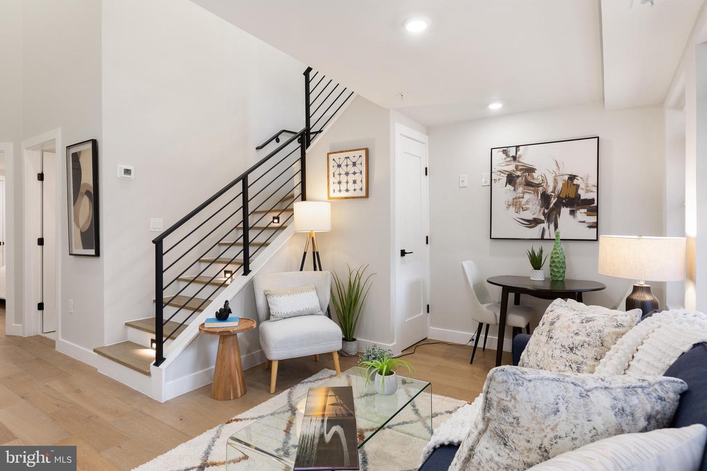 1208 M ST NW #12, WASHINGTON, District Of Columbia 20005, 2 Bedrooms Bedrooms, ,2 BathroomsBathrooms,Residential,For sale,1208 M ST NW #12,DCDC2232064 MLS # DCDC2232064