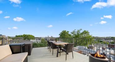 731 FAIRMONT ST NW #2, WASHINGTON, District Of Columbia 20001, 3 Bedrooms Bedrooms, 5 Rooms Rooms,3 BathroomsBathrooms,Residential,For sale,731 FAIRMONT ST NW #2,DCDC2232074 MLS # DCDC2232074