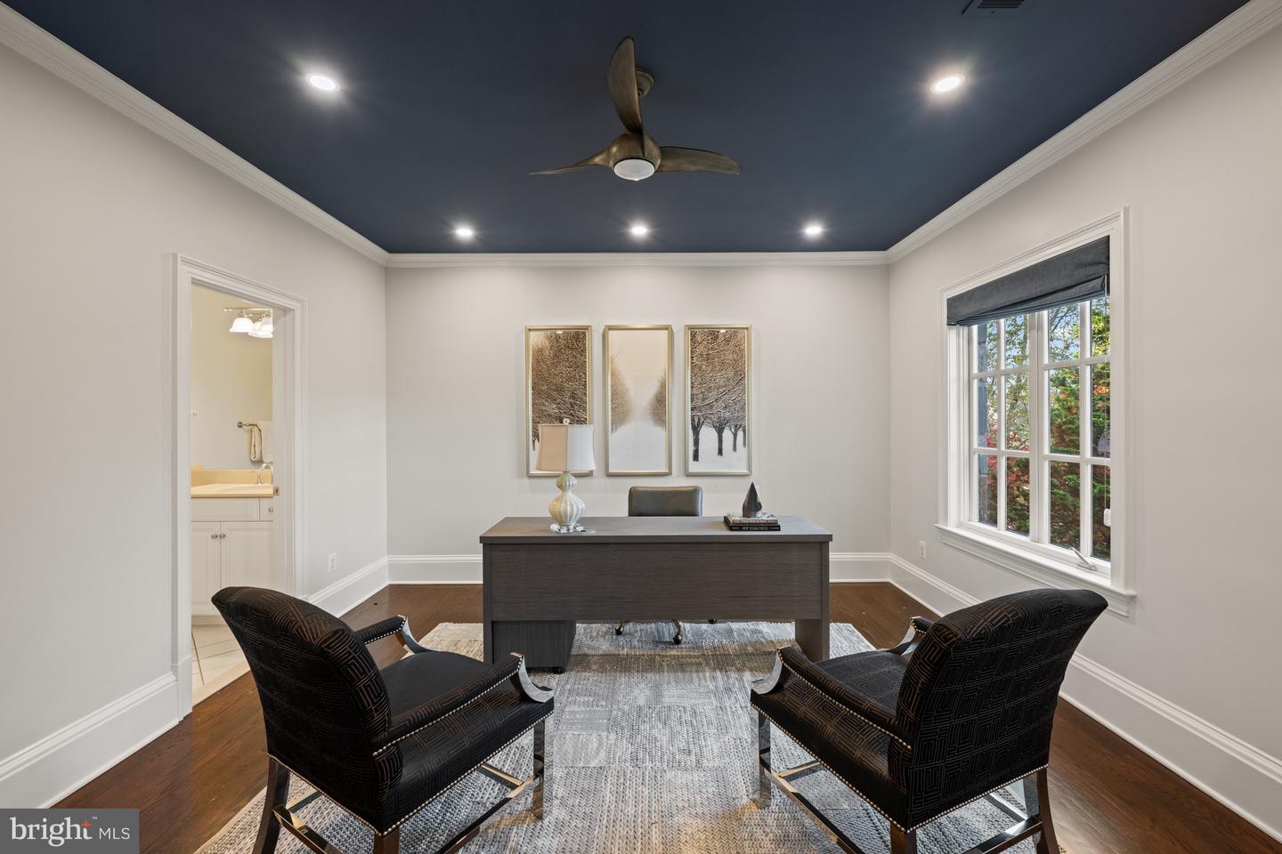 8305 FOX HAVEN DR, MCLEAN, Virginia 22102, 5 Bedrooms Bedrooms, ,6 BathroomsBathrooms,Residential,For sale,8305 FOX HAVEN DR,VAFX2279404 MLS # VAFX2279404