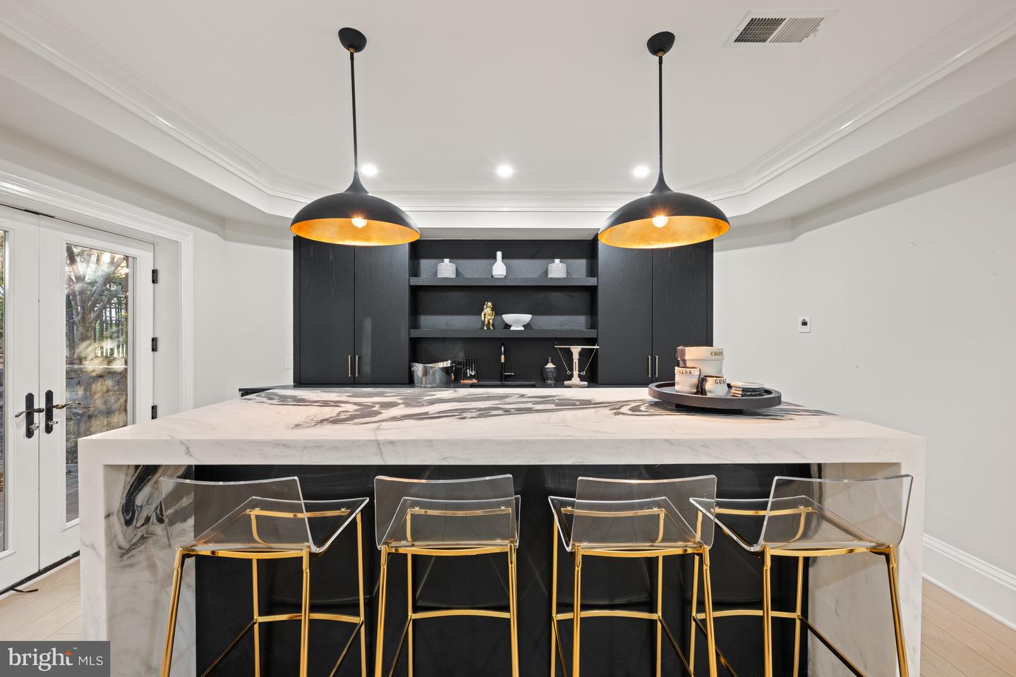 8305 FOX HAVEN DR, MCLEAN, Virginia 22102, 5 Bedrooms Bedrooms, ,6 BathroomsBathrooms,Residential,For sale,8305 FOX HAVEN DR,VAFX2279404 MLS # VAFX2279404