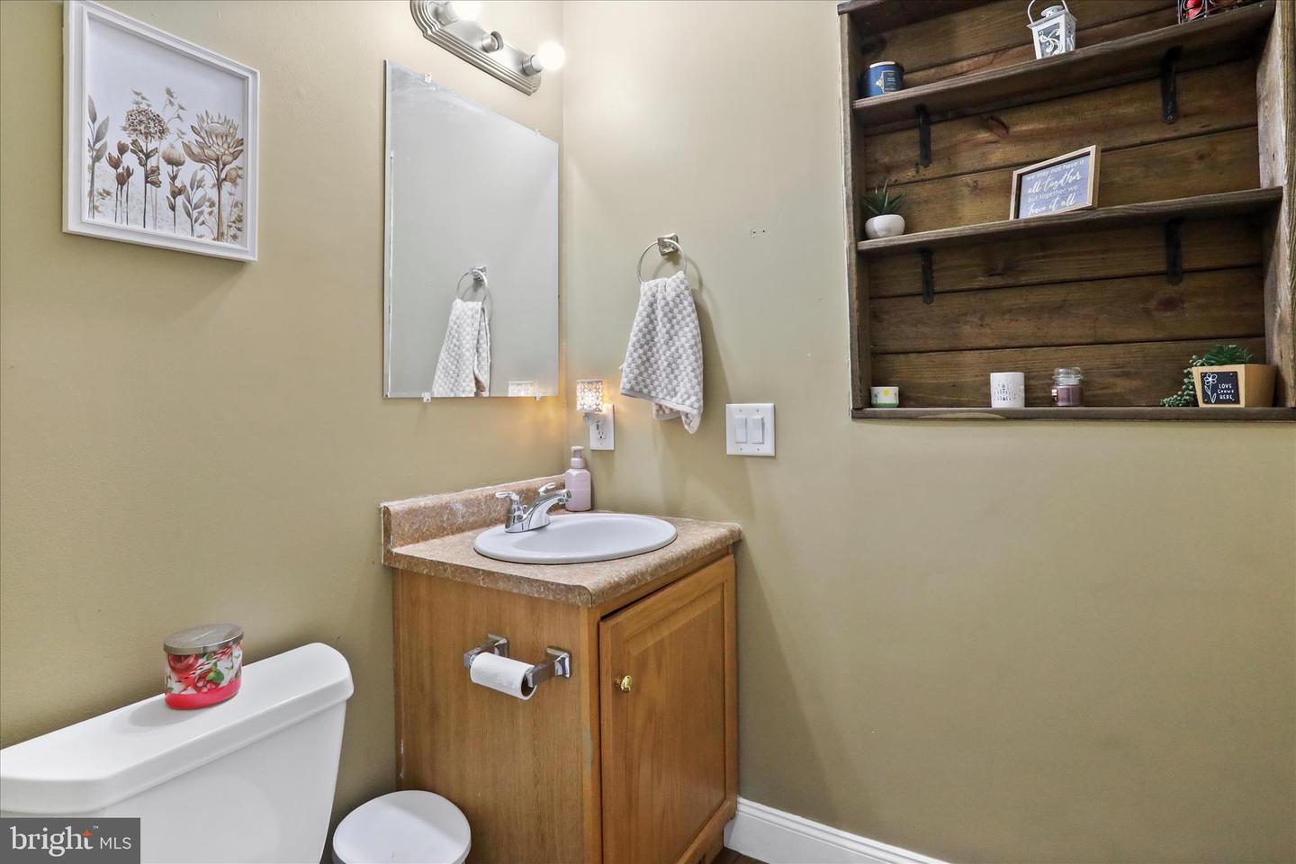 80 SANDPIPER DR, BASYE, Virginia 22810, 4 Bedrooms Bedrooms, ,2 BathroomsBathrooms,Residential,For sale,80 SANDPIPER DR,VASH2013018 MLS # VASH2013018