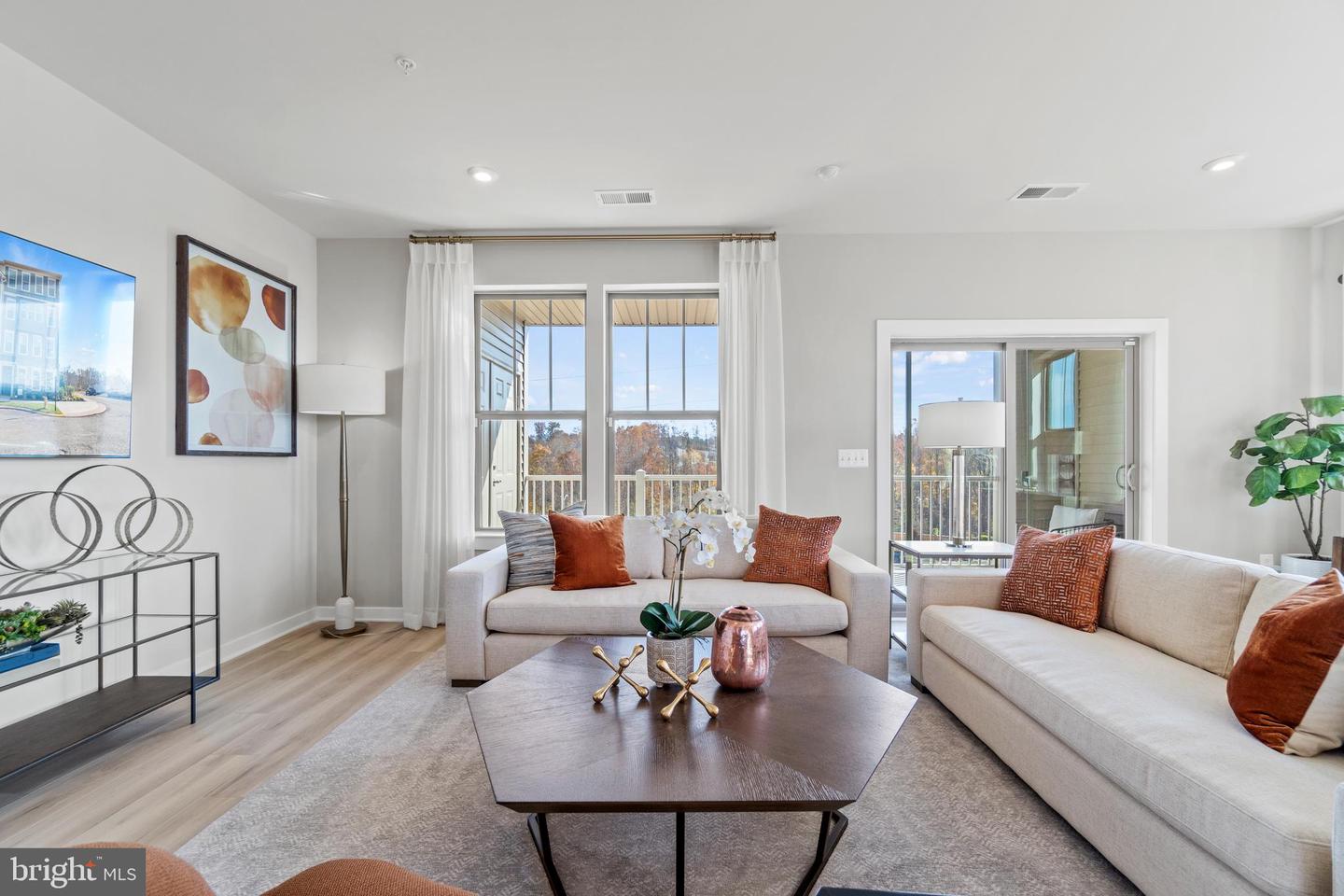 1114B DABNEY DR, MANASSAS PARK, Virginia 20111, 3 Bedrooms Bedrooms, ,2 BathroomsBathrooms,Residential,For sale,1114B DABNEY DR,VAMP2003496 MLS # VAMP2003496 1114B DABNEY DR, MANASSAS PARK, Virginia 20111, 3 Bedrooms Bedrooms, ,2 BathroomsBathrooms,Residential,For sale,1114B DABNEY DR,VAMP2003496 MLS # VAMP2003496