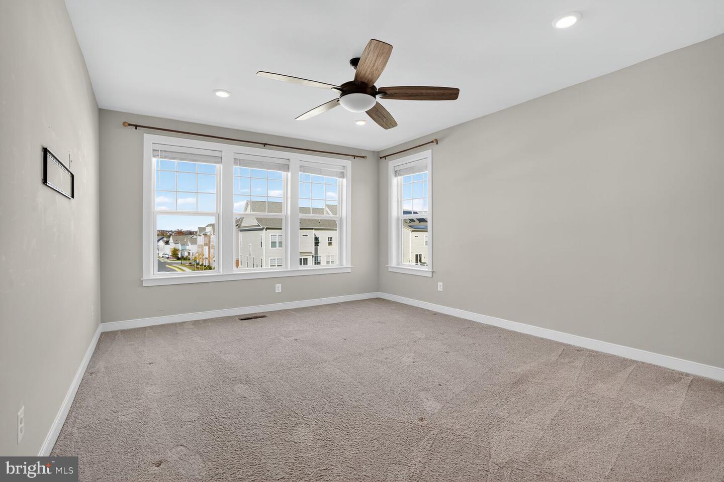 42986 LOST FARM TER, LEESBURG, Virginia 20175, 3 Bedrooms Bedrooms, ,2 BathroomsBathrooms,Residential,For sale,42986 LOST FARM TER,VALO2111250 MLS # VALO2111250 42986 LOST FARM TER, LEESBURG, Virginia 20175, 3 Bedrooms Bedrooms, ,2 BathroomsBathrooms,Residential,For sale,42986 LOST FARM TER,VALO2111250 MLS # VALO2111250