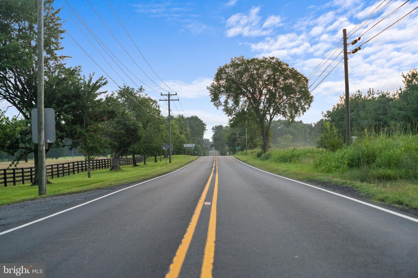 35162 NOTRE DAME LN, MIDDLEBURG, Virginia 20117, 4 Bedrooms Bedrooms, 12 Rooms Rooms,3 BathroomsBathrooms,Residential,For sale,35162 NOTRE DAME LN,VALO2111254 MLS # VALO2111254