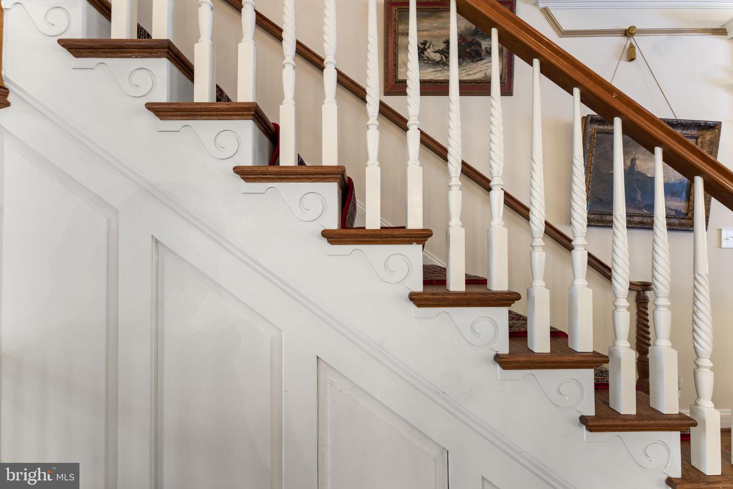 35162 NOTRE DAME LN, MIDDLEBURG, Virginia 20117, 4 Bedrooms Bedrooms, 12 Rooms Rooms,3 BathroomsBathrooms,Residential,For sale,35162 NOTRE DAME LN,VALO2111254 MLS # VALO2111254