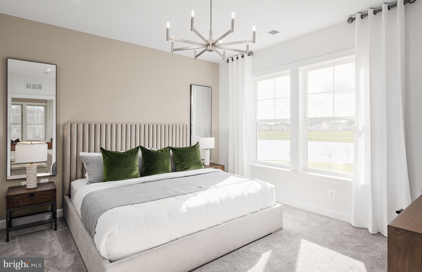 5800 MOONSTONE WAY #1, HAYMARKET, Virginia 20169, 2 Bedrooms Bedrooms, ,2 BathroomsBathrooms,Residential,For sale,5800 MOONSTONE WAY #1,VAPW2107878 MLS # VAPW2107878