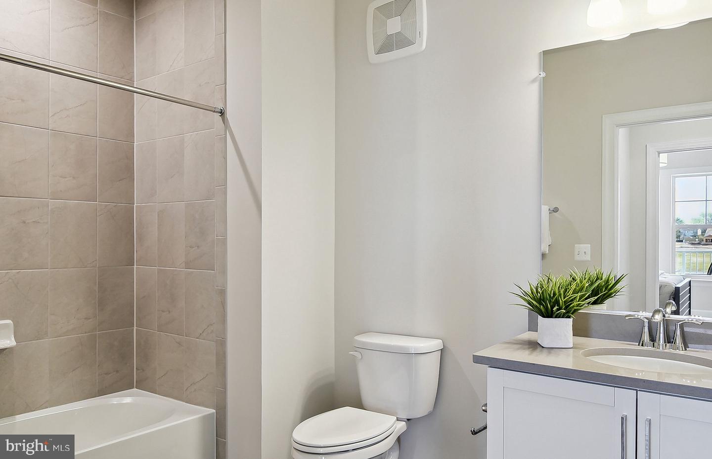 5800 MOONSTONE WAY #2, HAYMARKET, Virginia 20169, 2 Bedrooms Bedrooms, ,2 BathroomsBathrooms,Residential,For sale,5800 MOONSTONE WAY #2,VAPW2107880 MLS # VAPW2107880 5800 MOONSTONE WAY #2, HAYMARKET, Virginia 20169, 2 Bedrooms Bedrooms, ,2 BathroomsBathrooms,Residential,For sale,5800 MOONSTONE WAY #2,VAPW2107880 MLS # VAPW2107880