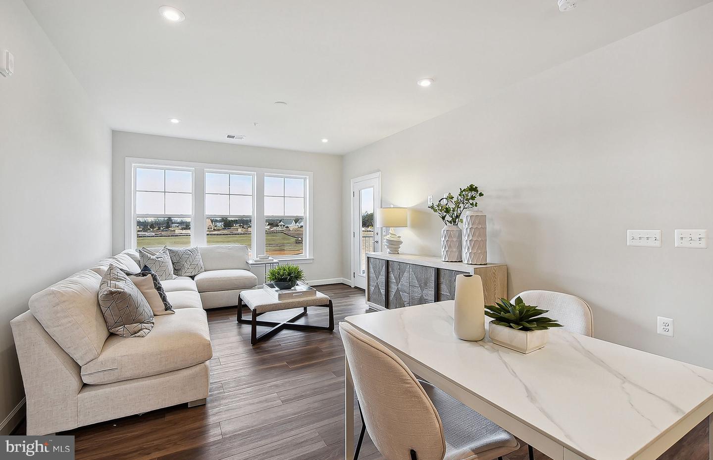 5800 MOONSTONE WAY #2, HAYMARKET, Virginia 20169, 2 Bedrooms Bedrooms, ,2 BathroomsBathrooms,Residential,For sale,5800 MOONSTONE WAY #2,VAPW2107880 MLS # VAPW2107880 5800 MOONSTONE WAY #2, HAYMARKET, Virginia 20169, 2 Bedrooms Bedrooms, ,2 BathroomsBathrooms,Residential,For sale,5800 MOONSTONE WAY #2,VAPW2107880 MLS # VAPW2107880