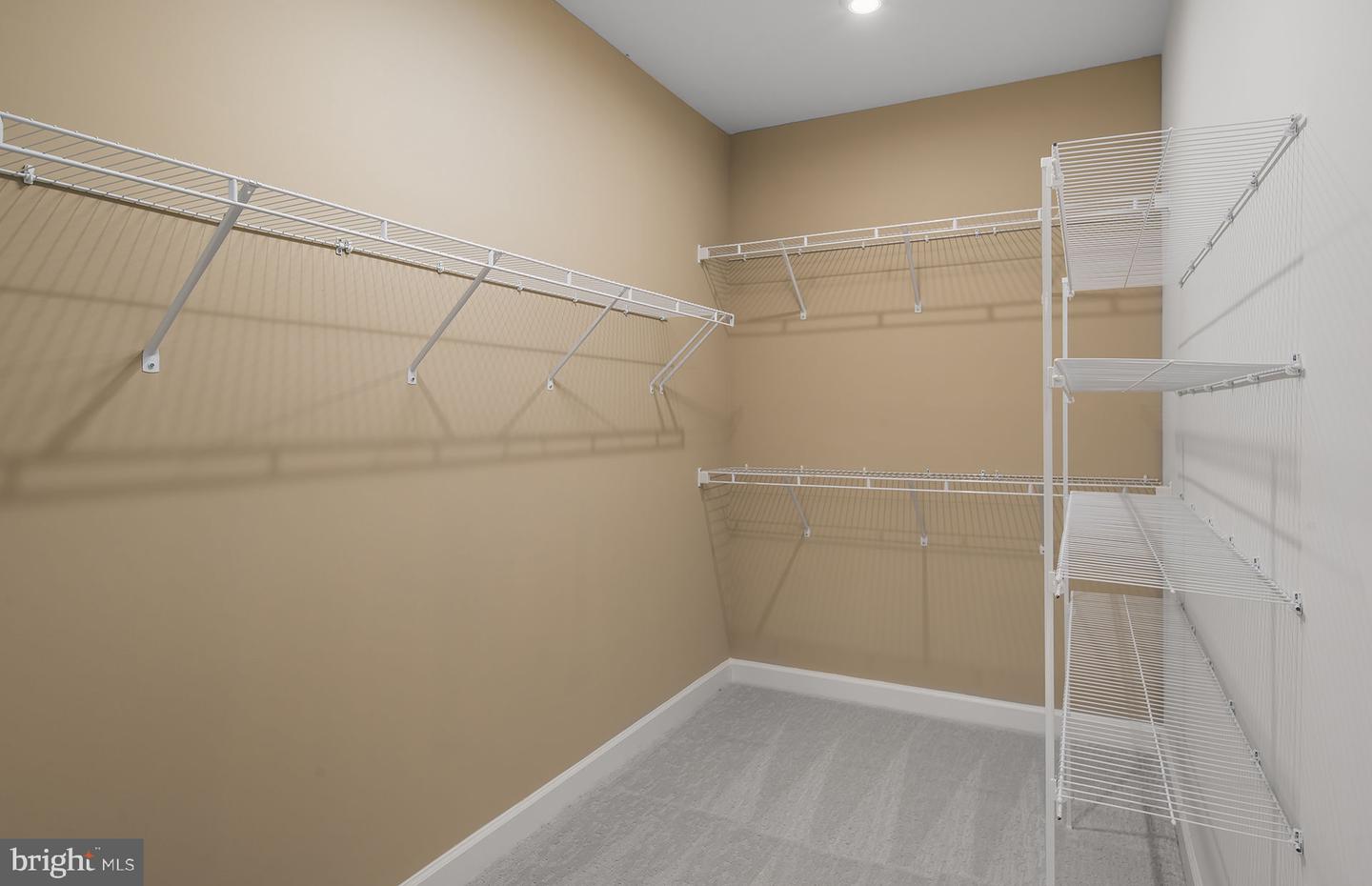 5840 MOONSTONE WAY #4, HAYMARKET, Virginia 20169, 2 Bedrooms Bedrooms, ,2 BathroomsBathrooms,Residential,For sale,5840 MOONSTONE WAY #4,VAPW2107884 MLS # VAPW2107884 5840 MOONSTONE WAY #4, HAYMARKET, Virginia 20169, 2 Bedrooms Bedrooms, ,2 BathroomsBathrooms,Residential,For sale,5840 MOONSTONE WAY #4,VAPW2107884 MLS # VAPW2107884