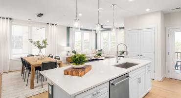 5840 MOONSTONE WAY #7, HAYMARKET, Virginia 20169, 2 Bedrooms Bedrooms, ,2 BathroomsBathrooms,Residential,For sale,5840 MOONSTONE WAY #7,VAPW2107890 MLS # VAPW2107890