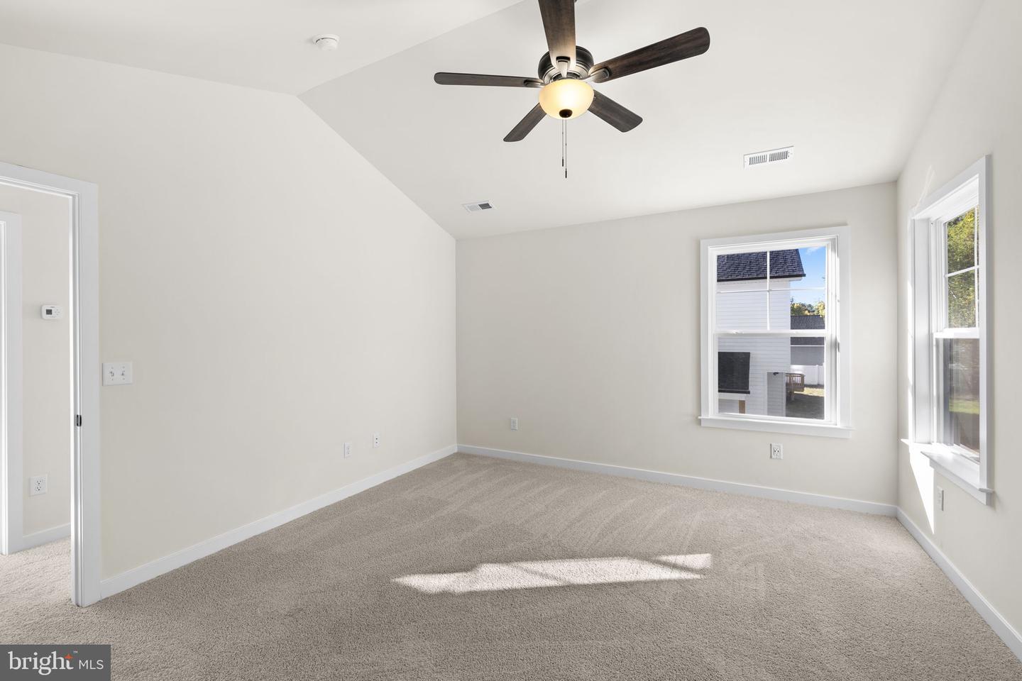 715 LAKEVIEW DR, COLONIAL BEACH, Virginia 22443, 3 Bedrooms Bedrooms, 11 Rooms Rooms,2 BathroomsBathrooms,Residential,For sale,715 LAKEVIEW DR,VAWE2010122 MLS # VAWE2010122