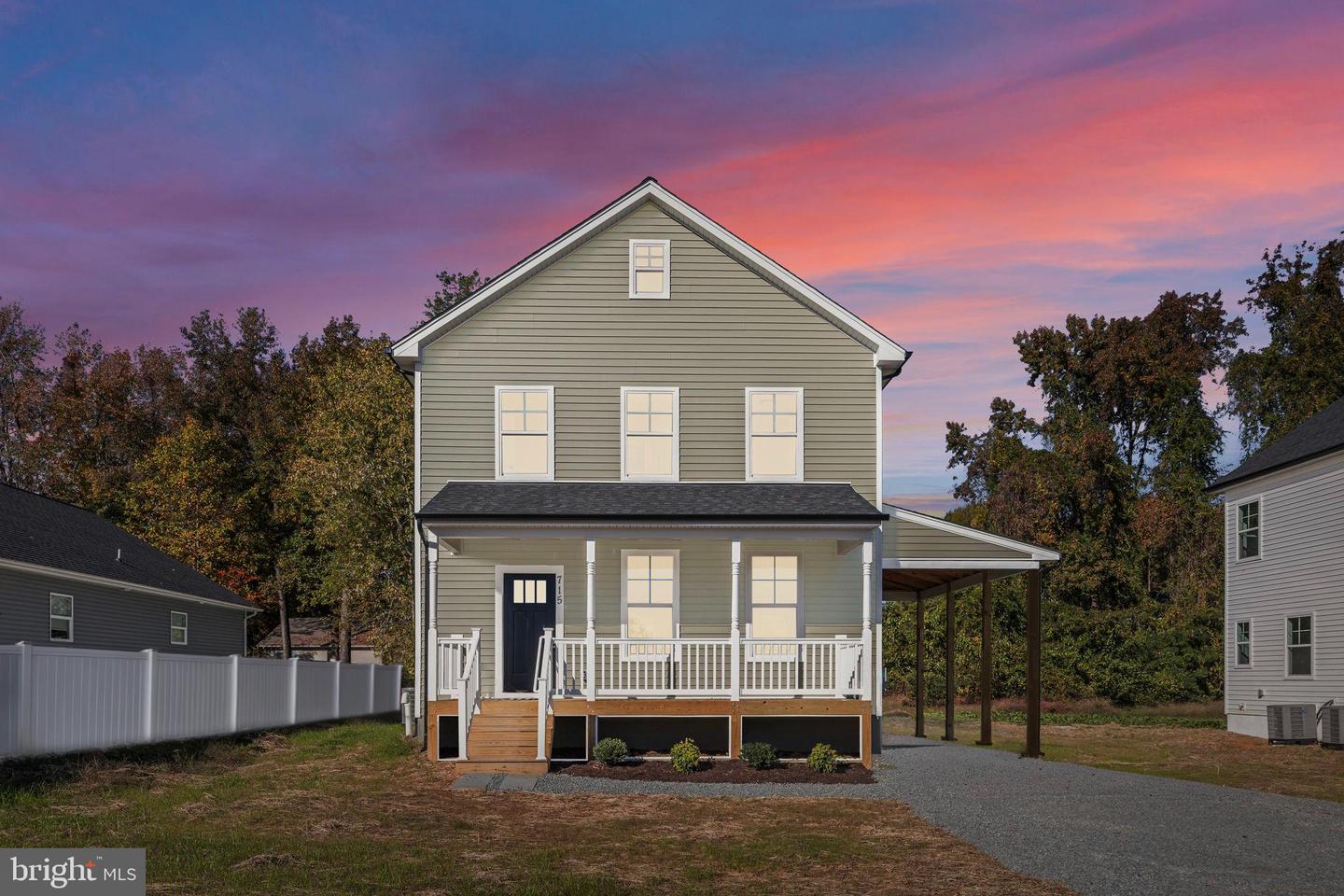 715 LAKEVIEW DR, COLONIAL BEACH, Virginia 22443, 3 Bedrooms Bedrooms, 11 Rooms Rooms,2 BathroomsBathrooms,Residential,For sale,715 LAKEVIEW DR,VAWE2010122 MLS # VAWE2010122