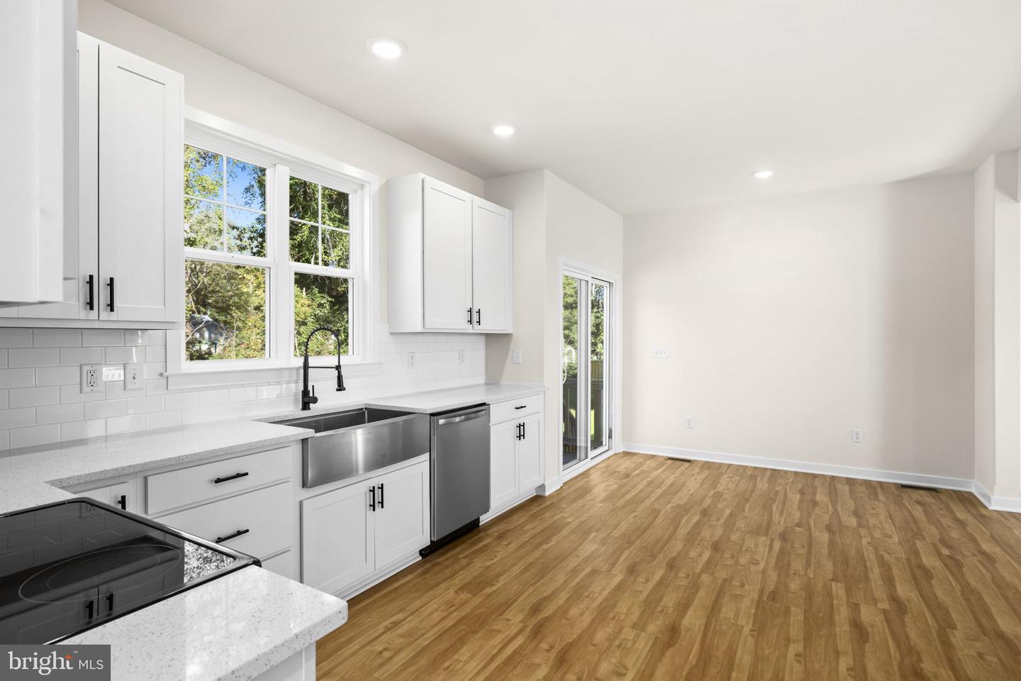 729 LAKEVIEW DR, COLONIAL BEACH, Virginia 22443, 3 Bedrooms Bedrooms, ,2 BathroomsBathrooms,Residential,For sale,729 LAKEVIEW DR,VAWE2010124 MLS # VAWE2010124