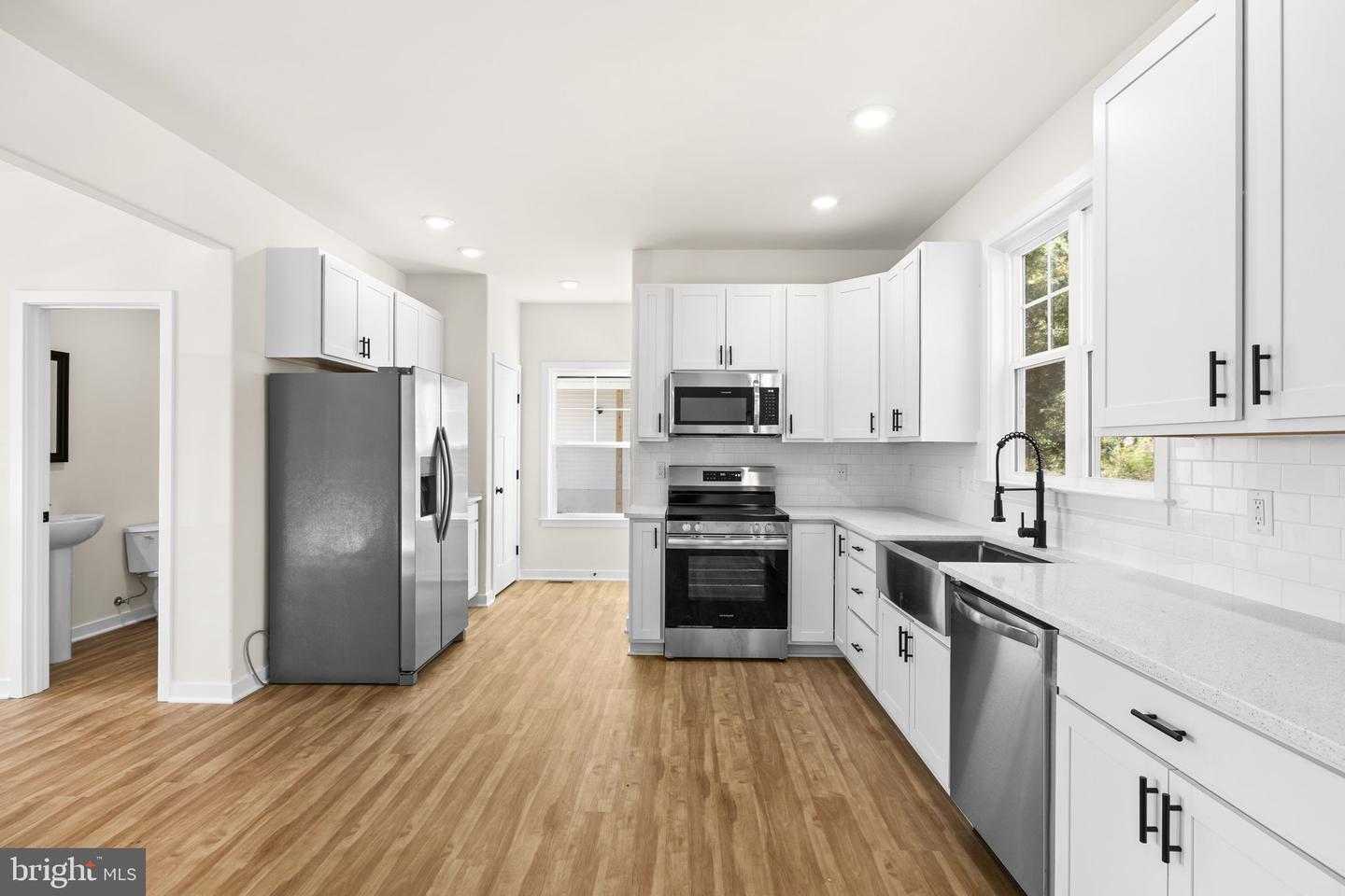 729 LAKEVIEW DR, COLONIAL BEACH, Virginia 22443, 3 Bedrooms Bedrooms, ,2 BathroomsBathrooms,Residential,For sale,729 LAKEVIEW DR,VAWE2010124 MLS # VAWE2010124