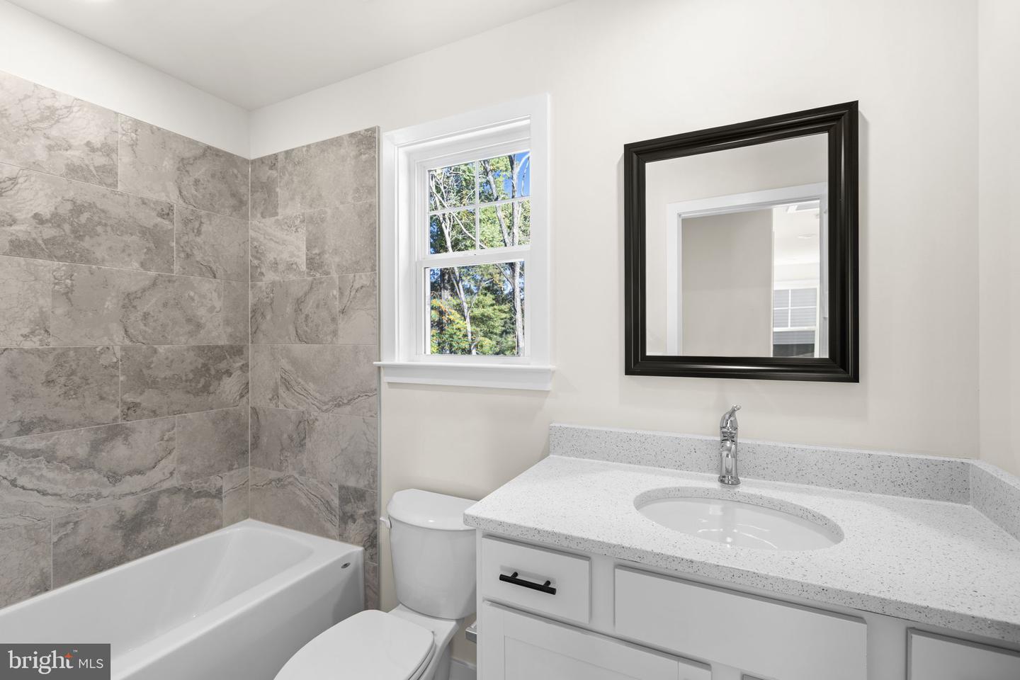 739 LAKEVIEW DR, COLONIAL BEACH, Virginia 22443, 3 Bedrooms Bedrooms, ,2 BathroomsBathrooms,Residential,For sale,739 LAKEVIEW DR,VAWE2010126 MLS # VAWE2010126