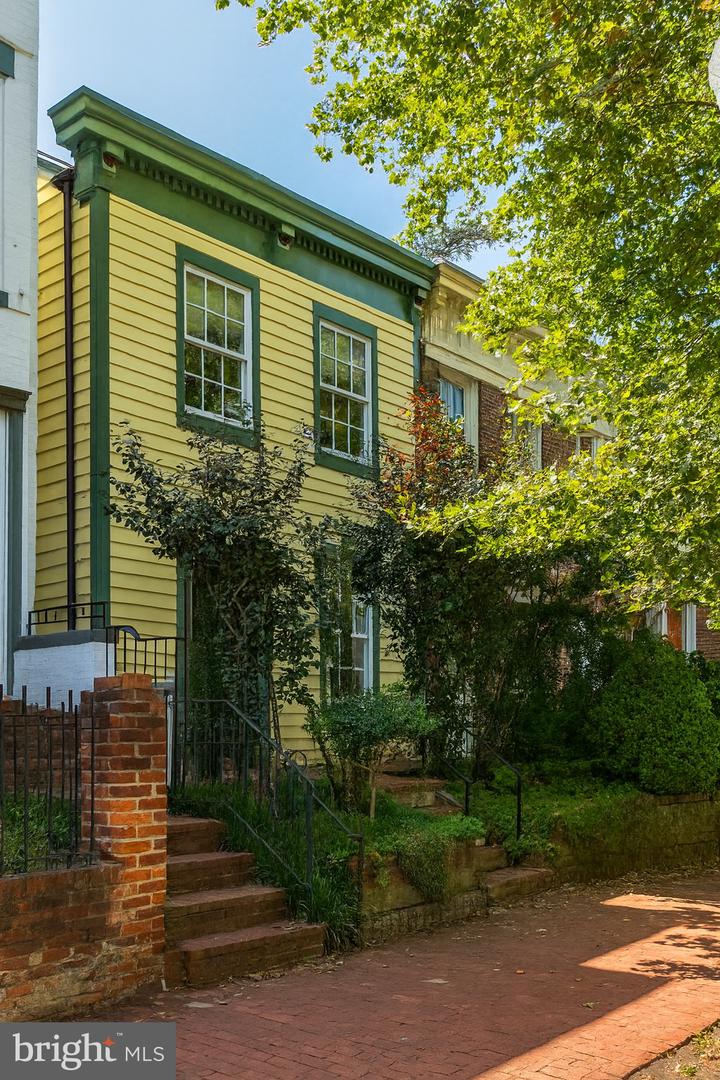 535 6TH ST SE, WASHINGTON, District Of Columbia 20003, 4 Bedrooms Bedrooms, ,3 BathroomsBathrooms,Residential,For sale,535 6TH ST SE,DCDC2232132 MLS # DCDC2232132 535 6TH ST SE, WASHINGTON, District Of Columbia 20003, 4 Bedrooms Bedrooms, ,3 BathroomsBathrooms,Residential,For sale,535 6TH ST SE,DCDC2232132 MLS # DCDC2232132