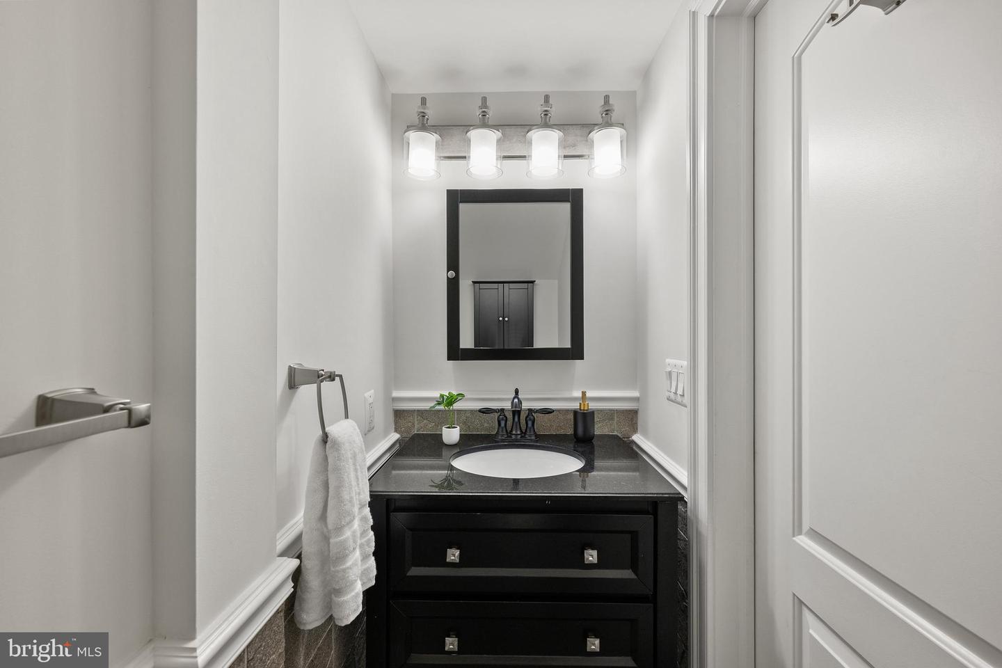 535 6TH ST SE, WASHINGTON, District Of Columbia 20003, 4 Bedrooms Bedrooms, ,3 BathroomsBathrooms,Residential,For sale,535 6TH ST SE,DCDC2232132 MLS # DCDC2232132 535 6TH ST SE, WASHINGTON, District Of Columbia 20003, 4 Bedrooms Bedrooms, ,3 BathroomsBathrooms,Residential,For sale,535 6TH ST SE,DCDC2232132 MLS # DCDC2232132