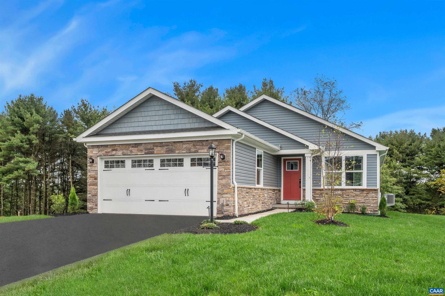 141 WHITE SANDS BLVD, BARBOURSVILLE, Virginia 22923, 2 Bedrooms Bedrooms, ,2 BathroomsBathrooms,Residential,For sale,141 WHITE SANDS BLVD,671197 MLS # 671197