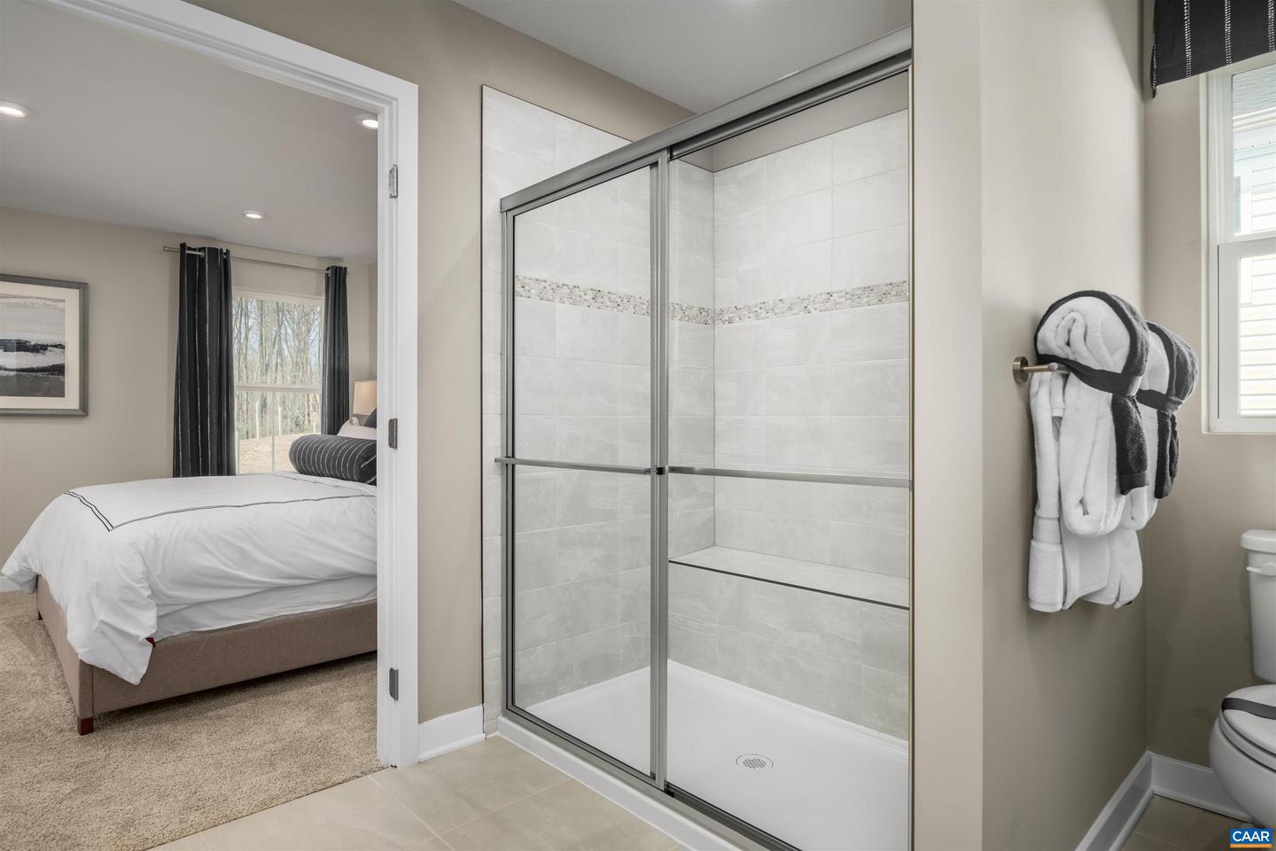 141 WHITE SANDS BLVD, BARBOURSVILLE, Virginia 22923, 2 Bedrooms Bedrooms, ,2 BathroomsBathrooms,Residential,For sale,141 WHITE SANDS BLVD,671197 MLS # 671197