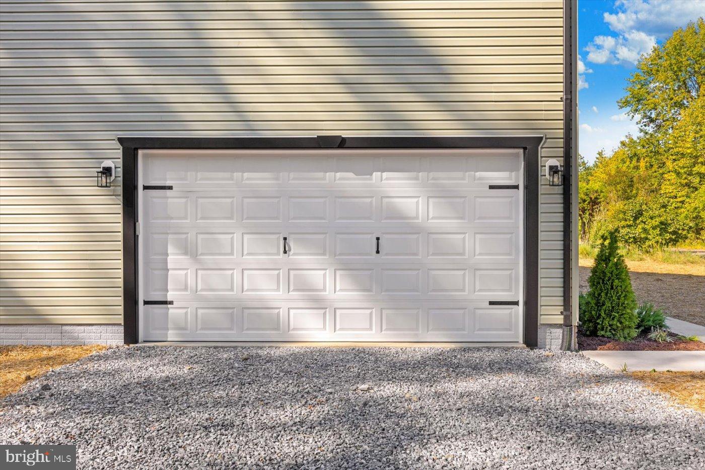 9019 SMITHS BEND RD, FREDERICKSBURG, Virginia 22407, 4 Bedrooms Bedrooms, 14 Rooms Rooms,2 BathroomsBathrooms,Residential,For sale,9019 SMITHS BEND RD,VASP2037644 MLS # VASP2037644