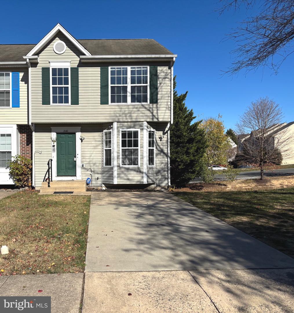 200 TORBERT LOOP, STAFFORD, Virginia 22554, 3 Bedrooms Bedrooms, ,2 BathroomsBathrooms,Residential,For sale,200 TORBERT LOOP,VAST2044286 MLS # VAST2044286 200 TORBERT LOOP, STAFFORD, Virginia 22554, 3 Bedrooms Bedrooms, ,2 BathroomsBathrooms,Residential,For sale,200 TORBERT LOOP,VAST2044286 MLS # VAST2044286