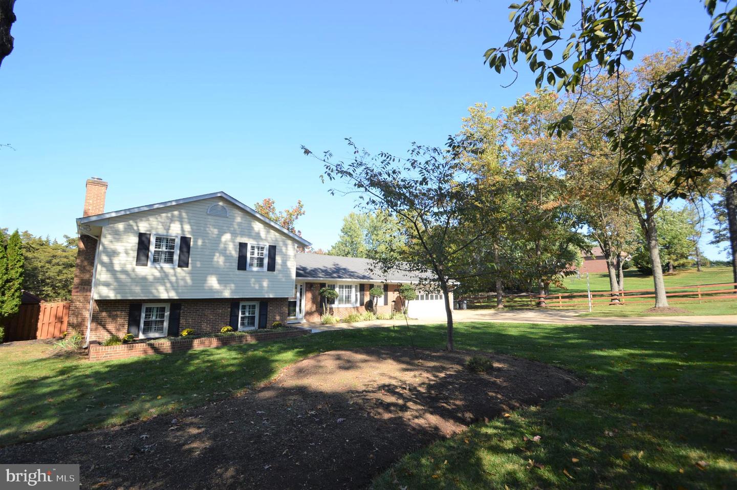 12614 OXON RD, HERNDON, Virginia 20171, 4 Bedrooms Bedrooms, ,3 BathroomsBathrooms,Residential,For sale,12614 OXON RD,VAFX2279522 MLS # VAFX2279522 12614 OXON RD, HERNDON, Virginia 20171, 4 Bedrooms Bedrooms, ,3 BathroomsBathrooms,Residential,For sale,12614 OXON RD,VAFX2279522 MLS # VAFX2279522