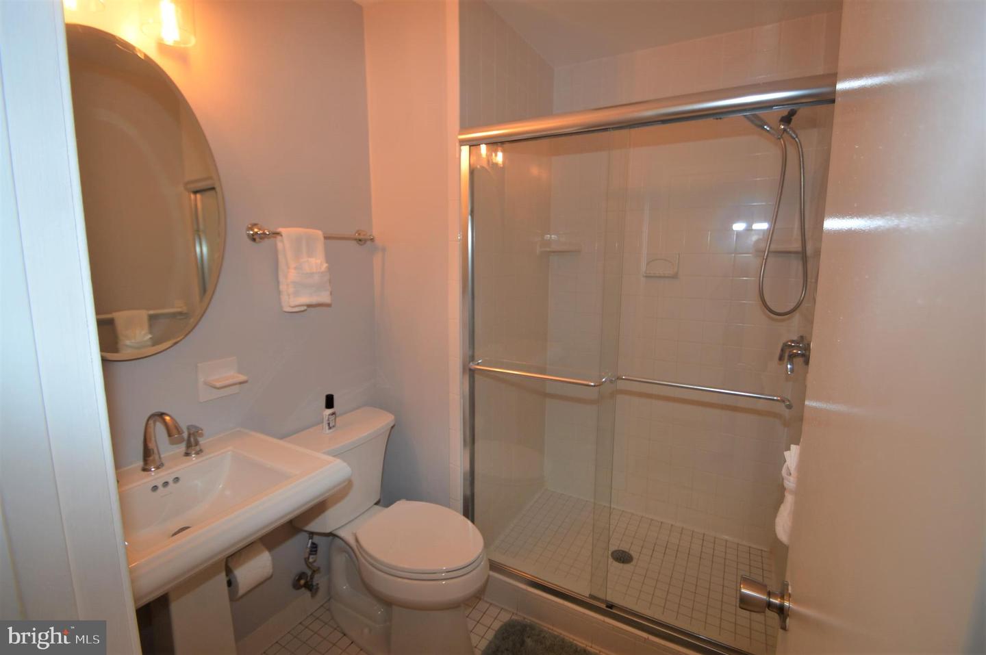 12614 OXON RD, HERNDON, Virginia 20171, 4 Bedrooms Bedrooms, ,3 BathroomsBathrooms,Residential,For sale,12614 OXON RD,VAFX2279522 MLS # VAFX2279522 12614 OXON RD, HERNDON, Virginia 20171, 4 Bedrooms Bedrooms, ,3 BathroomsBathrooms,Residential,For sale,12614 OXON RD,VAFX2279522 MLS # VAFX2279522